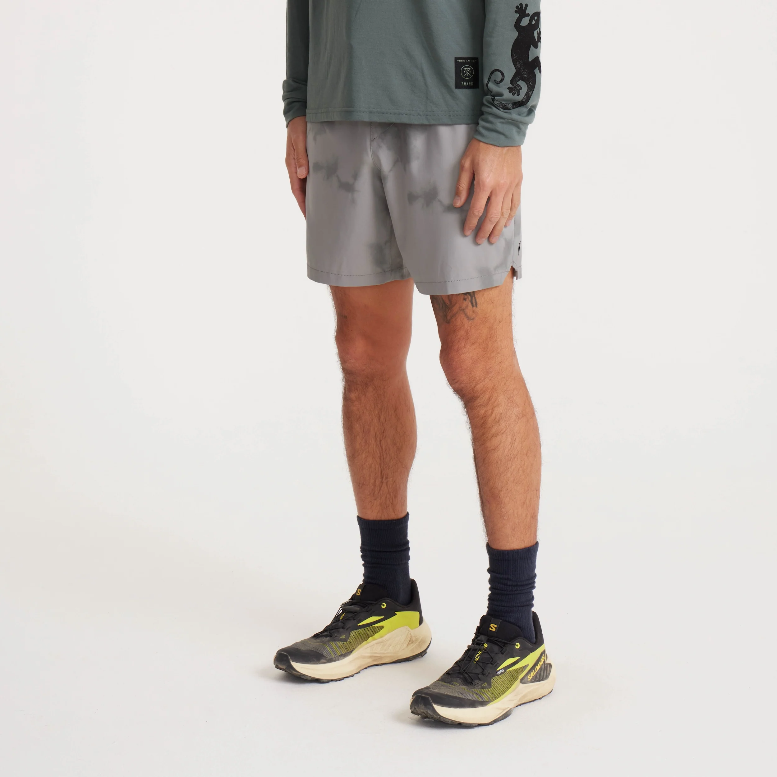 Serrano 7" Active Stretch Shorts - Ghost Grey - Image 4
